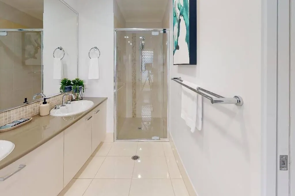 Chateau Tonnelle - Holiday Home Caboolture 0*,  Austrálie